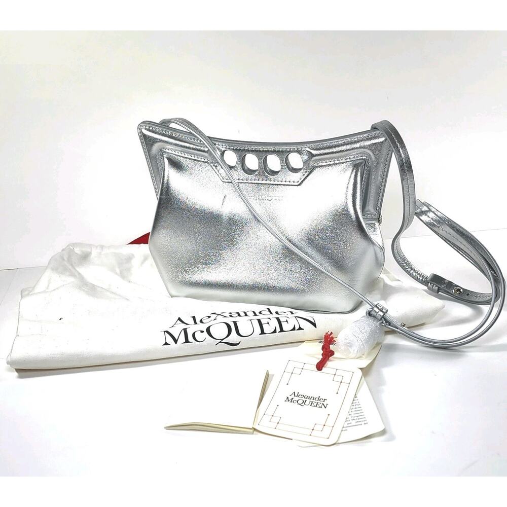 ALEXANDER McQUEEN Leather Shoulder Bag Four Finger Handle Silver Logo RRP $2500.